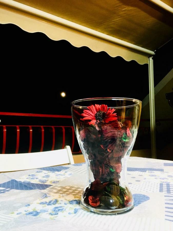 Appartamento La casa del sole sorgente Letojanni Esterno foto